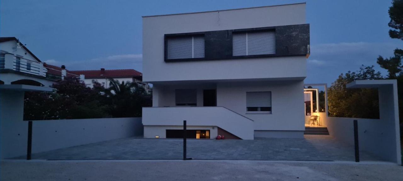 Apartments Lackovic Starigrad Paklenica Ngoại thất bức ảnh